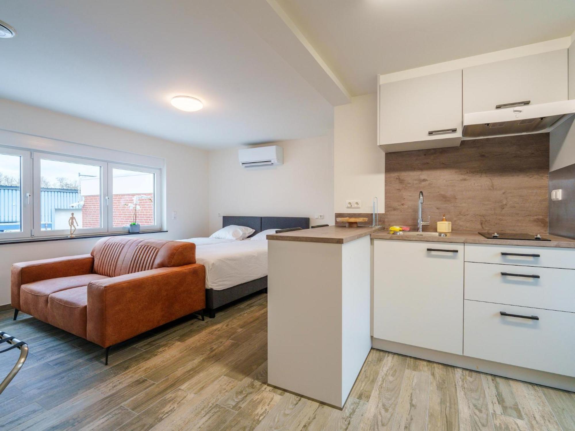 Cosy Apartment Near Center Landgraaf Exterior photo